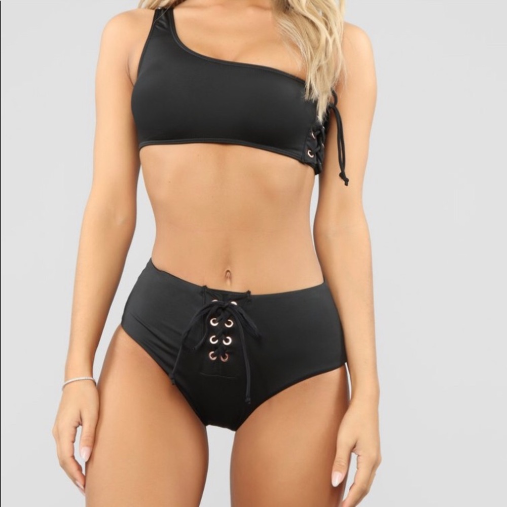 Fashion Nova 2 piece bikini